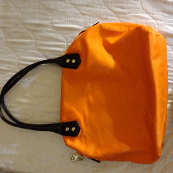 Purse - Picture 2 of 5